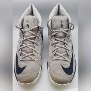 Nike Air Max Men's Audacity 2016  Basketball Shoes Gray Size 11.5